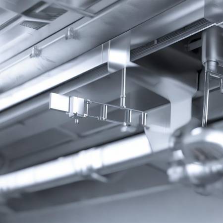 桥架装中央,空调效更高。